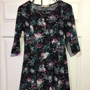 Sorad Floral 3/4” Sleeve Skater Dress